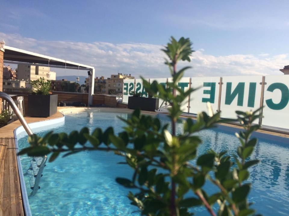 Hotel La Fregate Canet-en-Roussillon Exterior photo